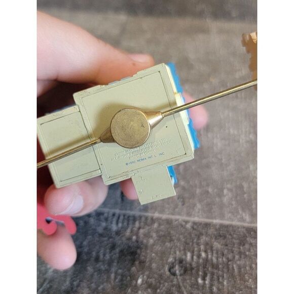 Matrix Industries 1992 house reindeer Santa ornament Xmas decor - Picture 5 of 7